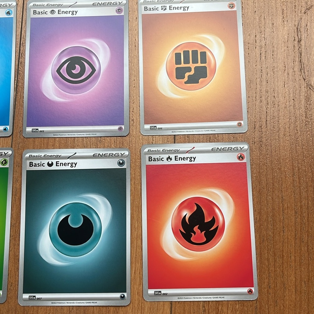 Pokemon Basic energy bundle - Picture 3 of 4